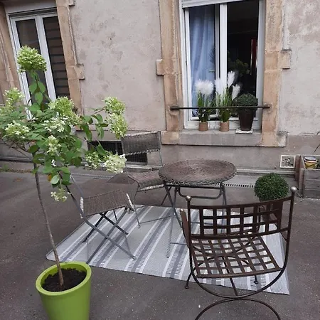 Moonlove, Spa/sauna Et Jacuzzi Privés, Charme Et Détente. Nancy